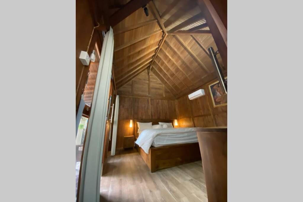 Dede House 3, 2 Bedrooms With Private Pool * Ubud